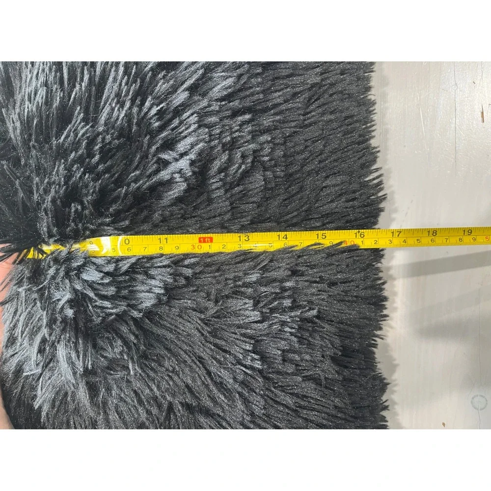 Black Faux Fur Pillow Decorative Throw‎ Pillow Soft Plush Cushion Cover